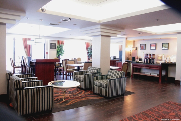 Hampton Inn by Hilton Toronto-Mississauga